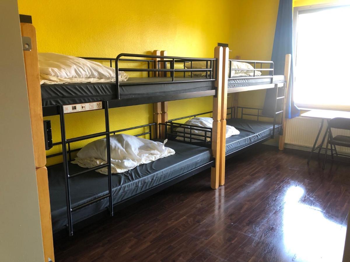 Backpackers Duesseldorf - Self Check-In Hostel Ngoại thất bức ảnh