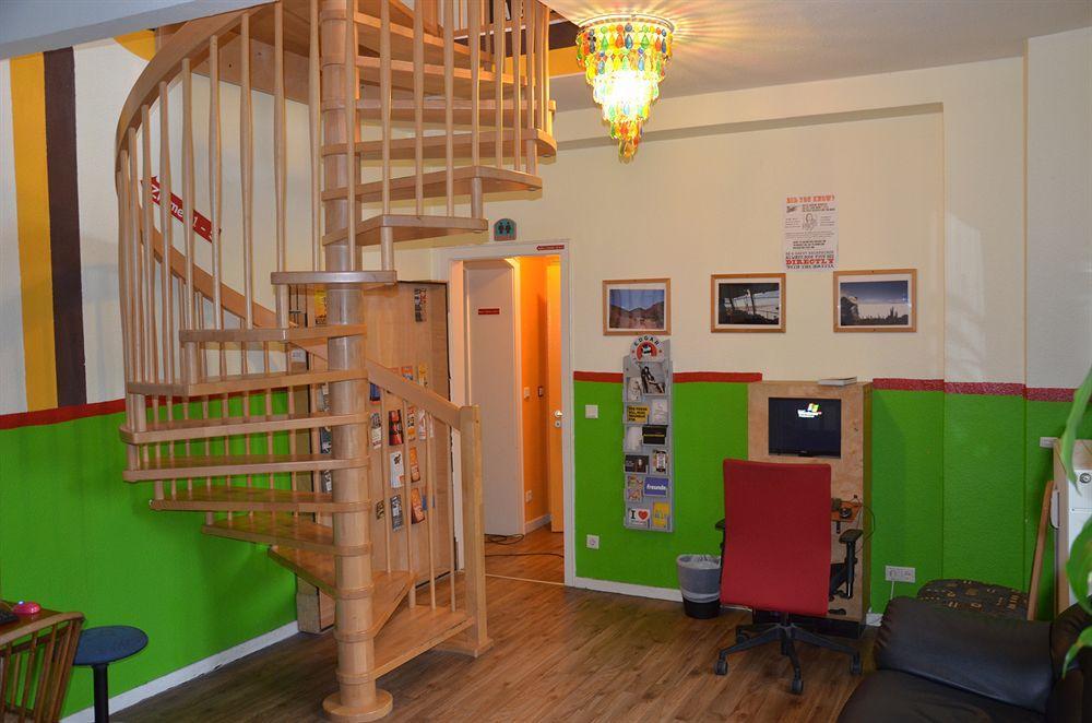 Backpackers Duesseldorf - Self Check-In Hostel Ngoại thất bức ảnh