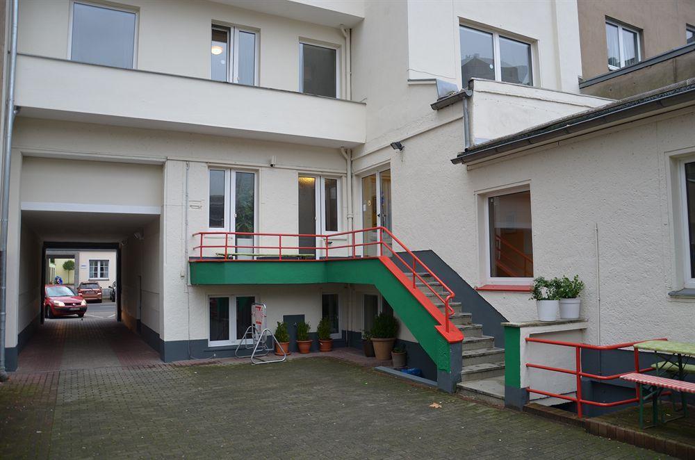 Backpackers Duesseldorf - Self Check-In Hostel Ngoại thất bức ảnh